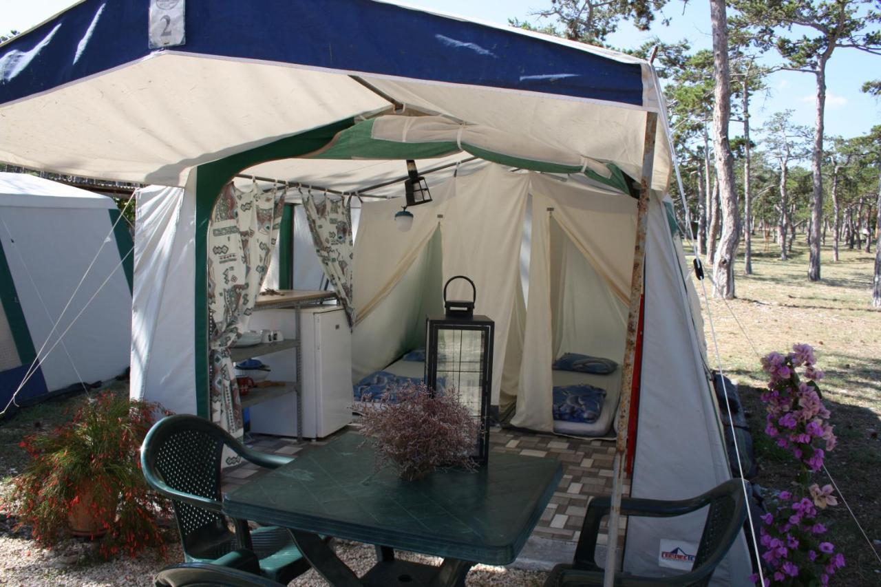 Camping Planik Hotel Ražanac Exterior foto
