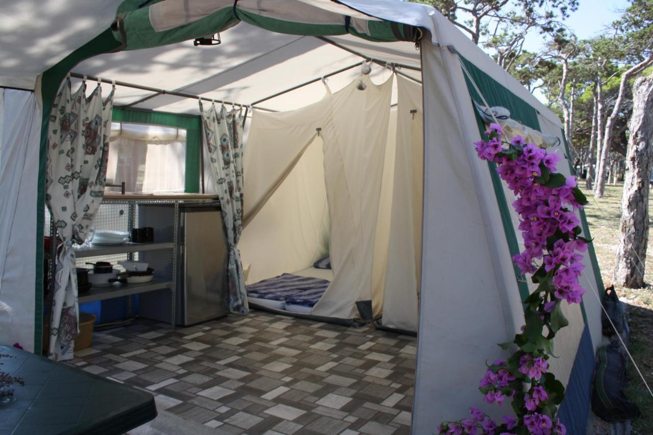 Camping Planik Hotel Ražanac Exterior foto