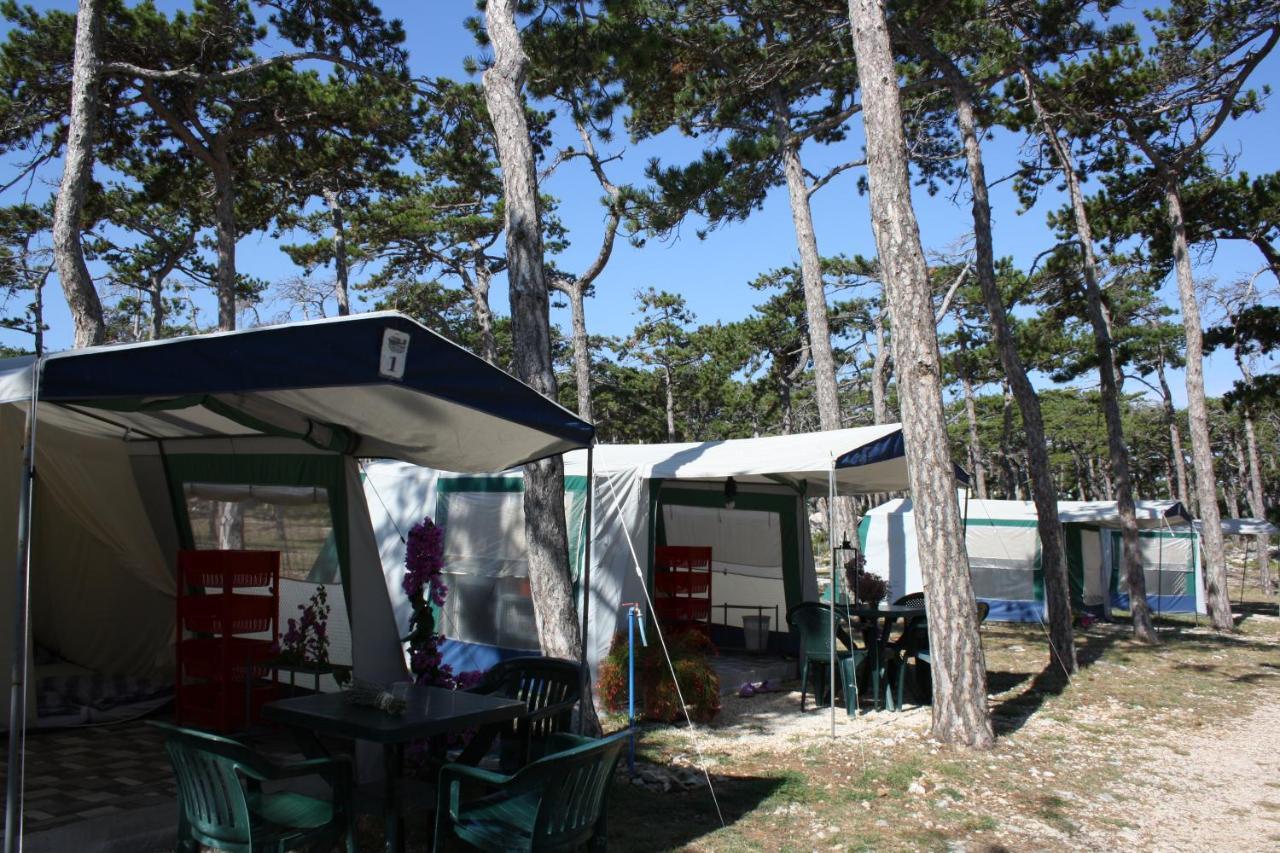 Camping Planik Hotel Ražanac Exterior foto