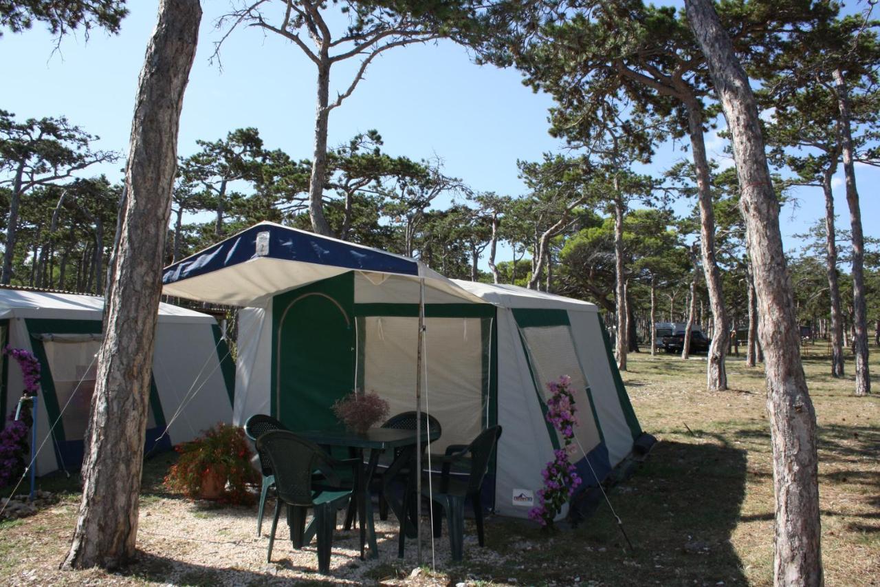 Camping Planik Hotel Ražanac Exterior foto